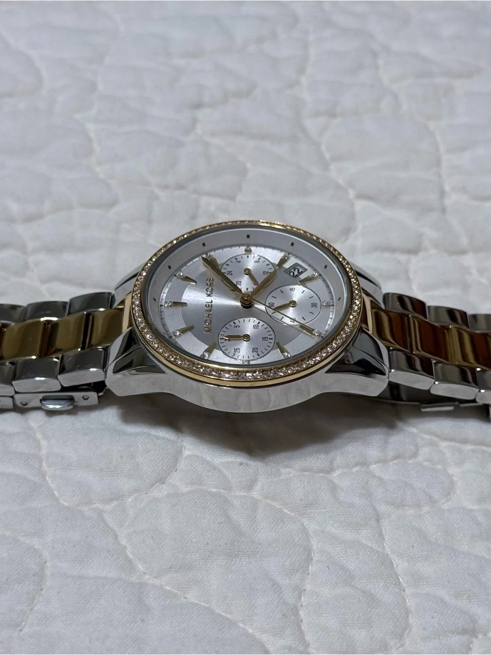 Michael Kors Watch - Picture 3 of 6